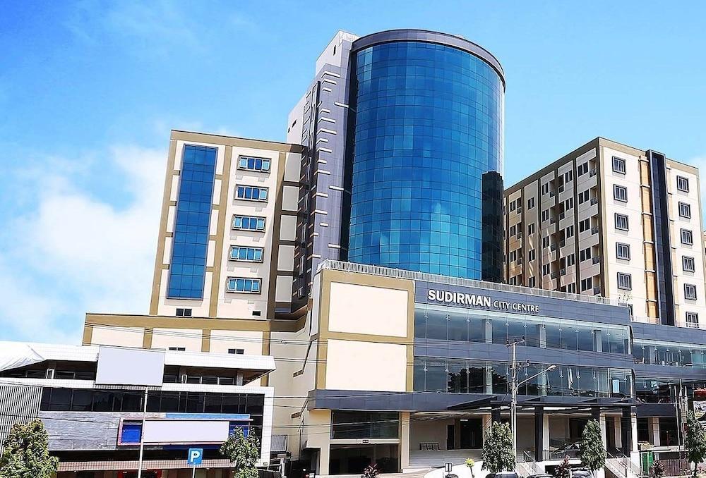 Beston Hotel Palembang Exterior photo